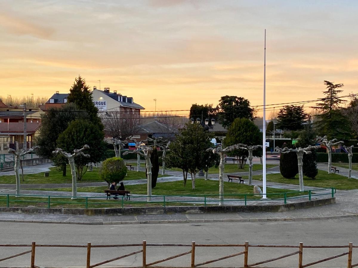 B&B Puente De Orbigo Hospital de Órbigo Kültér fotó